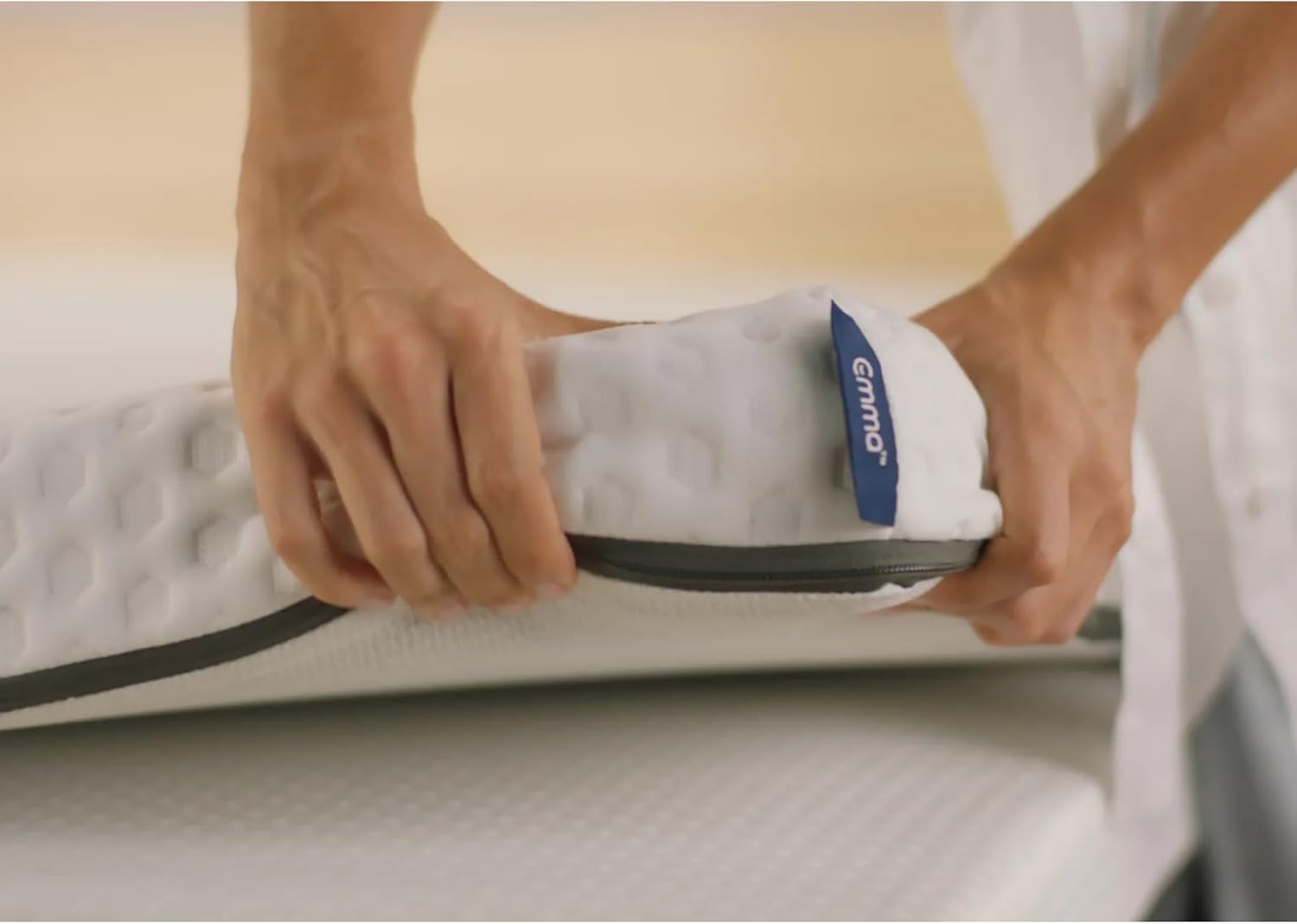 Surmatelas mémoire de forme — solution mal de dos